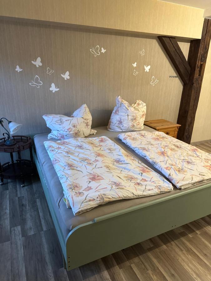 Zimmer In Tangermuender Innenstadt ภายนอก รูปภาพ
